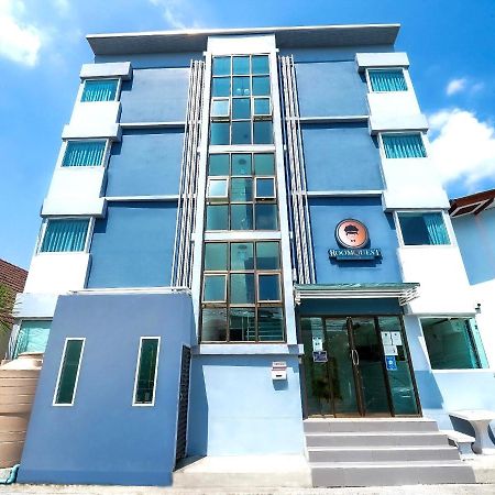 Roomquest Suvarnabhumi Ladkrabang 42 Bangkok Dış mekan fotoğraf