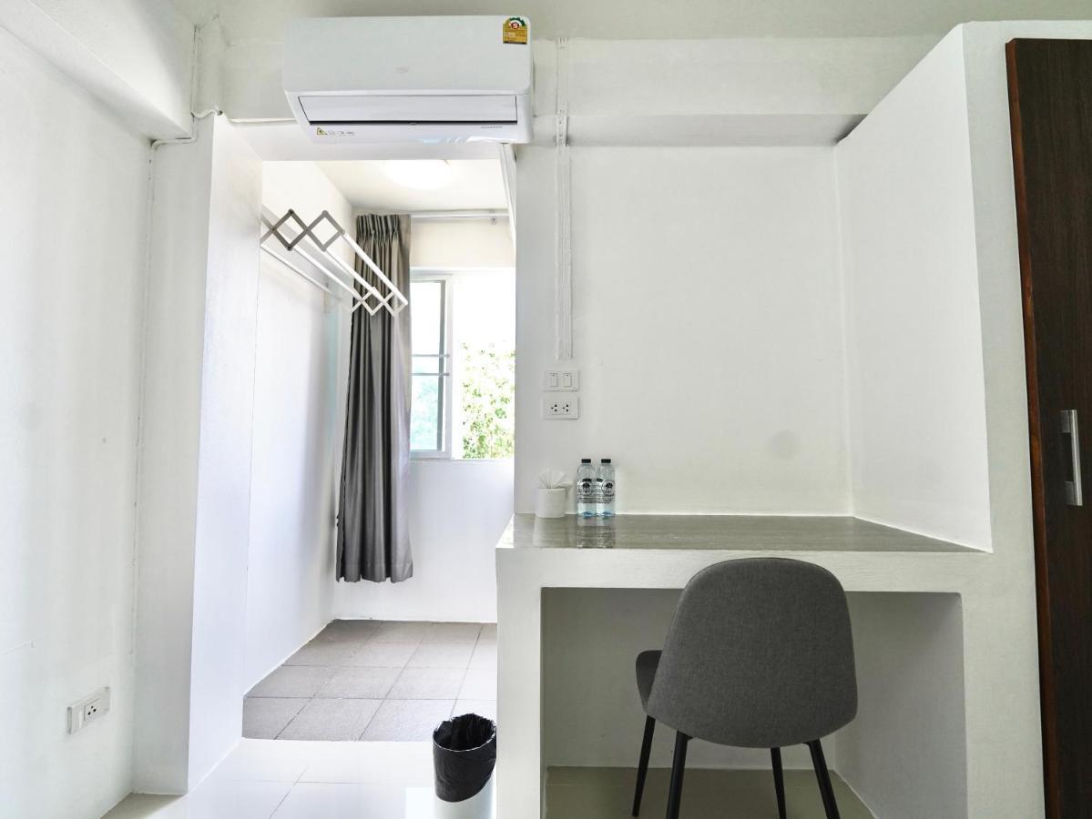 Roomquest Suvarnabhumi Ladkrabang 42 Bangkok Dış mekan fotoğraf