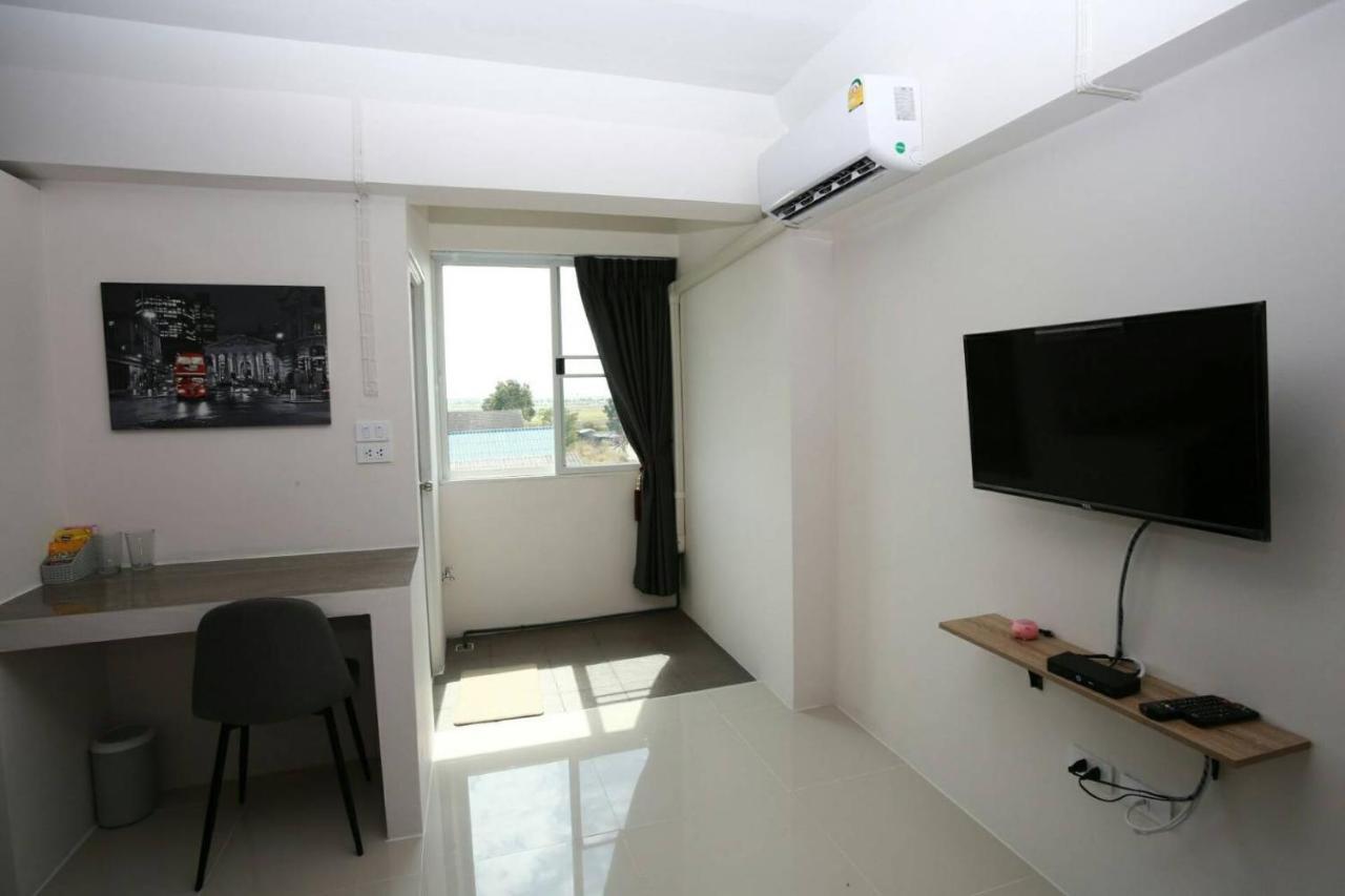 Roomquest Suvarnabhumi Ladkrabang 42 Bangkok Dış mekan fotoğraf